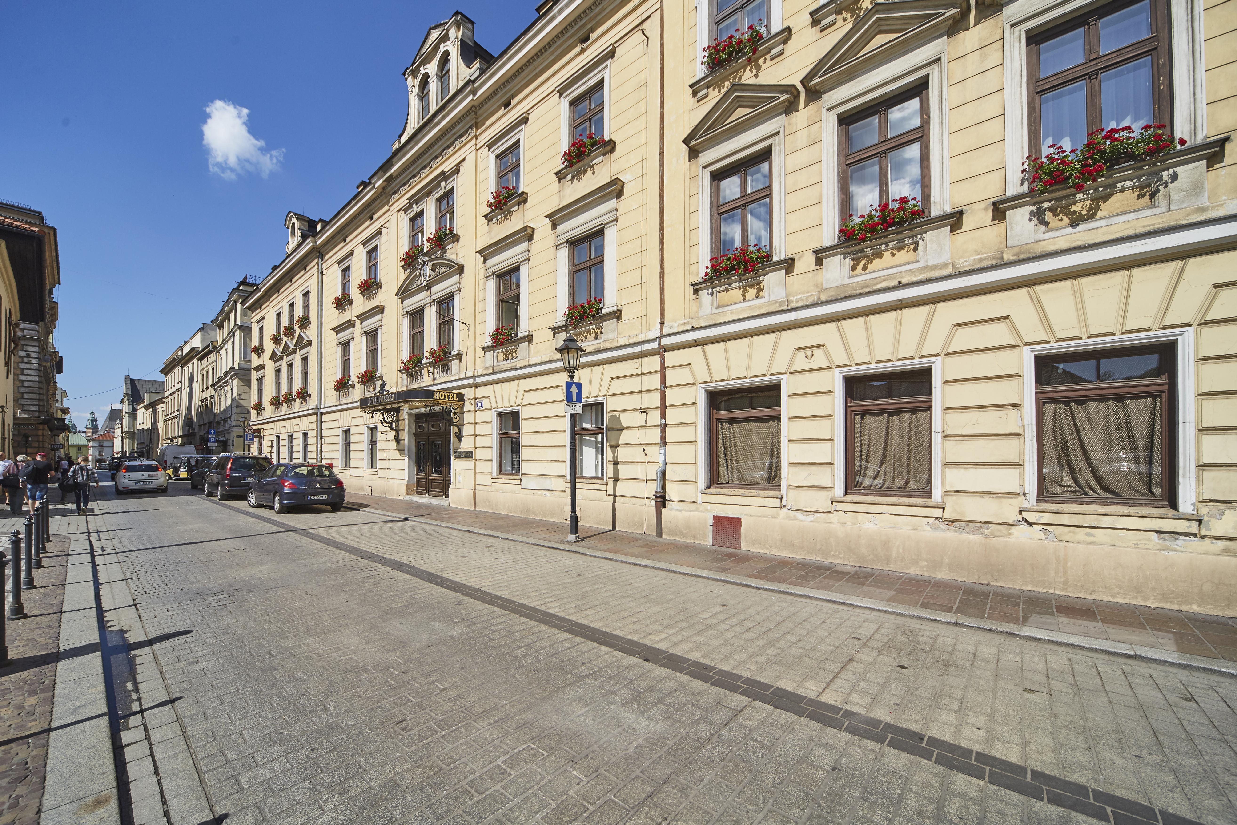 Pollera, Krakow